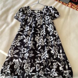 Women’s dress